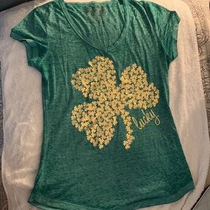 Lucky clover tee, Super soft vintage feel! 🔻